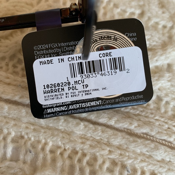 Foster Grant TruPolar Sunglasses - Picture 7 of 11